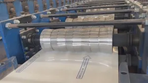 Panel metálico de perfil ondulado con fijación oculta para muro, YX18-84-336