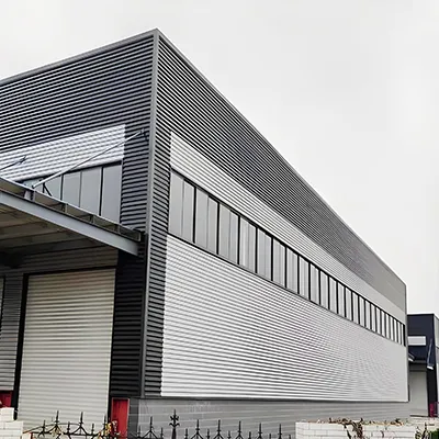 Paneles metálicos para muro