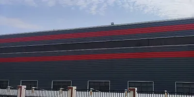 Paneles metálicos para muro