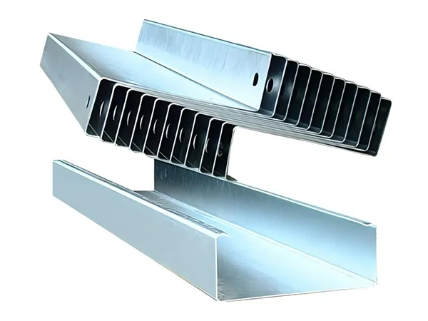 Correa metálica tipo C, BLT060